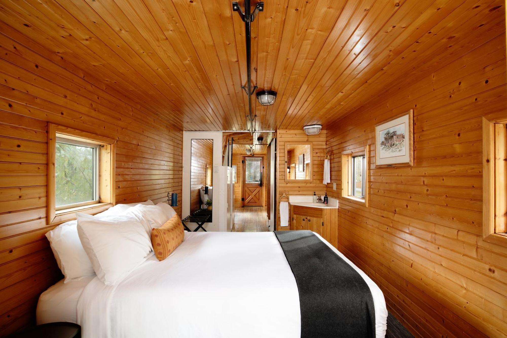 Loge Glacier National Park Essex 외부 사진
